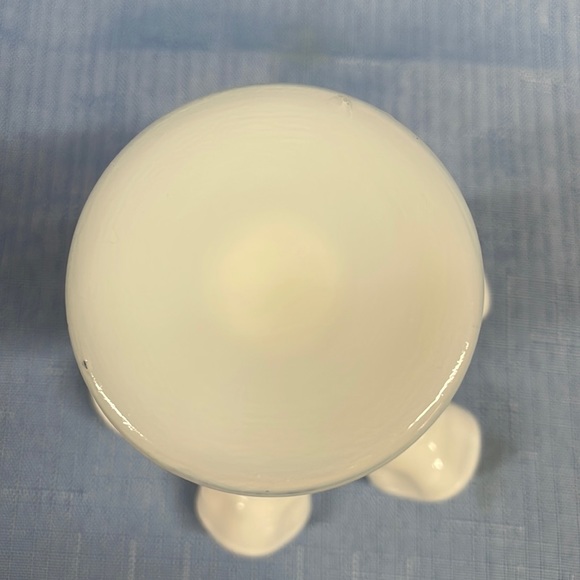 Fenton milk Glass Hobnail Double Ruffle Trumpet Vase 4” - Picture 3 of 4